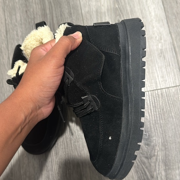 COLD BOOTS FOR CHILDREN (NEW) - Picture 3 of 4